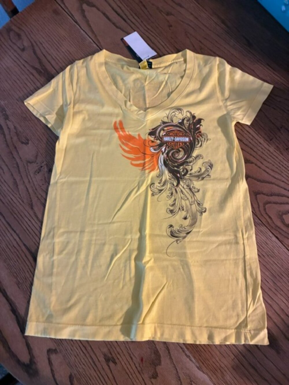 Women's Med Harley Davidson yellow tshirt, new with tags